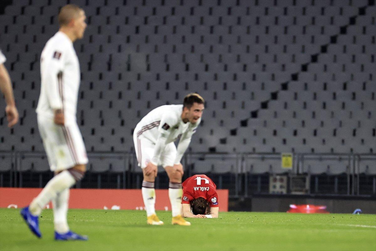 Türkiye, futbolda Letonya'yı 97 yıldır yenemiyor