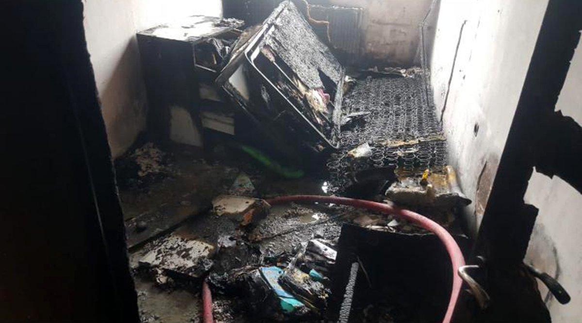 Burdur’da ateşle oynayan çocuklar evi yaktı