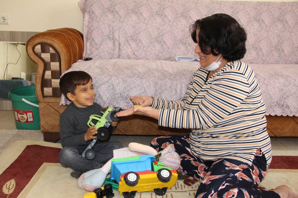 Mersin'de yaşayan talihsiz kadının hayatı yürek sızlattı