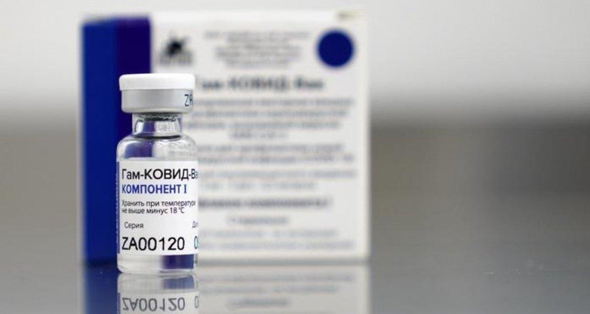 Putin, Merkel ve Macron Sputnik V aşısını görüştü