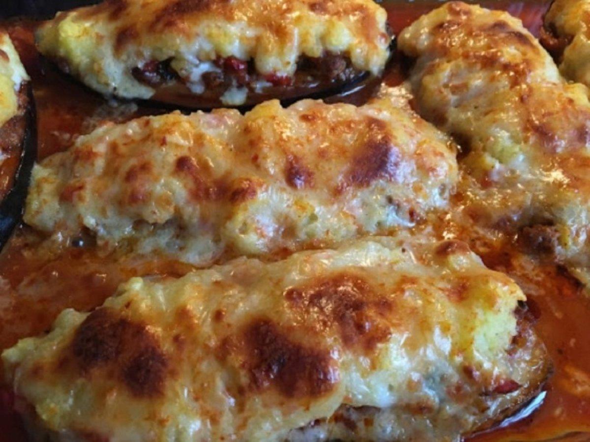 Zeytinyağlı püreli patlıcan nasıl yapılır, malzemeleri nelerdir? Zeytinyağlı püreli patlıcan tarifi..