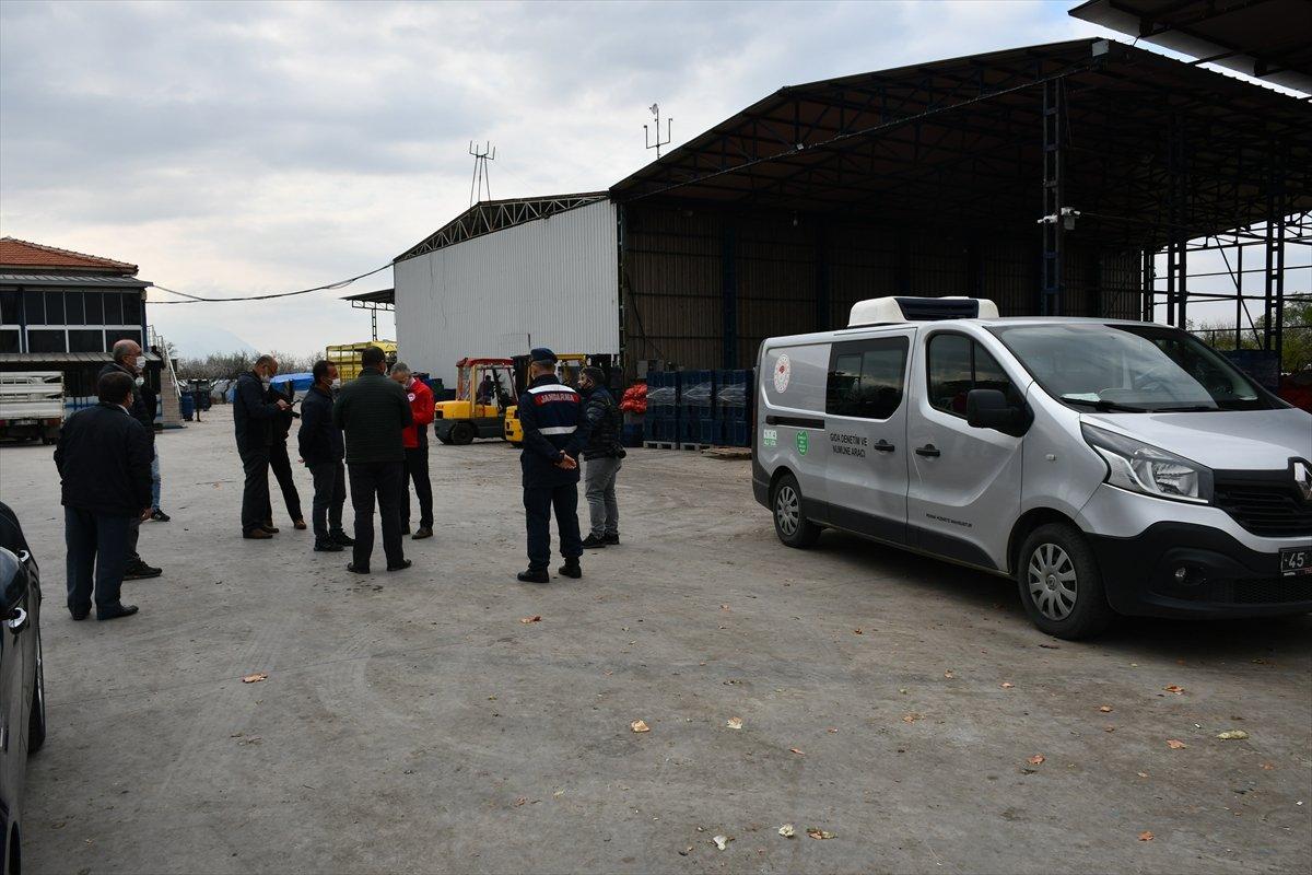 Manisa'daki turşu fabrikası faaliyetten men edildi