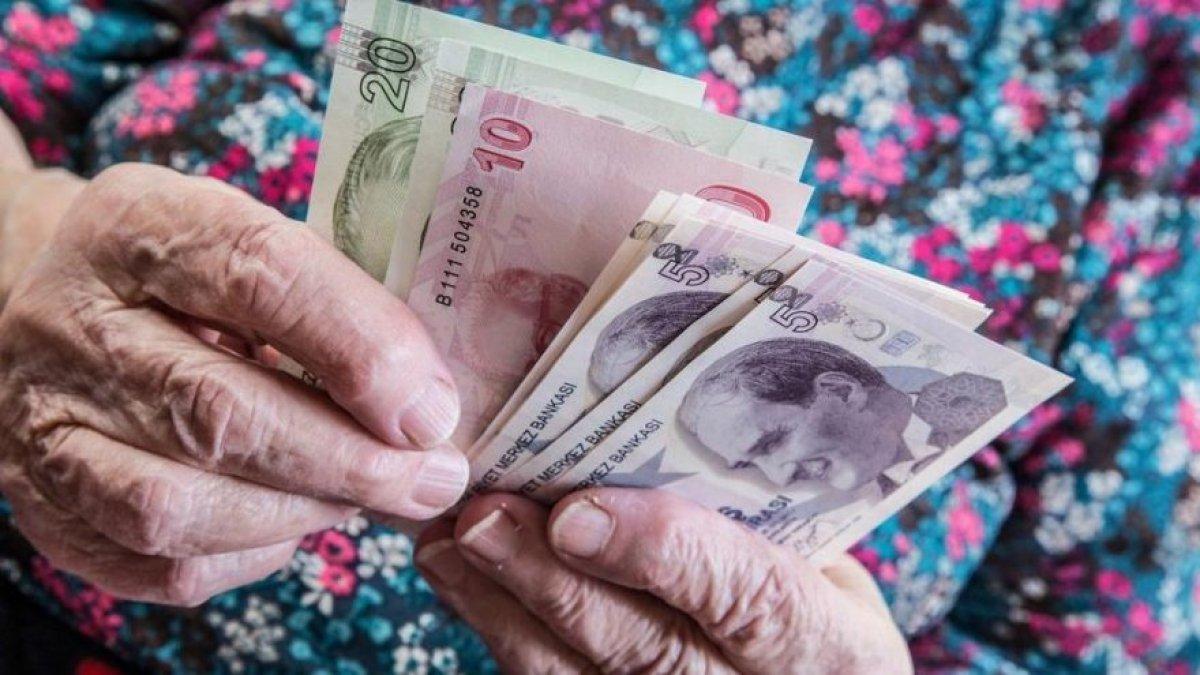 Bayram ikramiyesine zam geldi mi? Emekli ikramiyesi ne zaman yatacak, belli oldu mu?