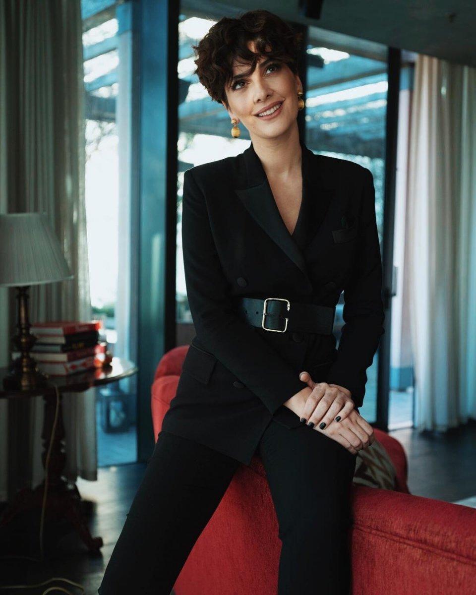 Bergüzar Korel'den bebek müjdesi