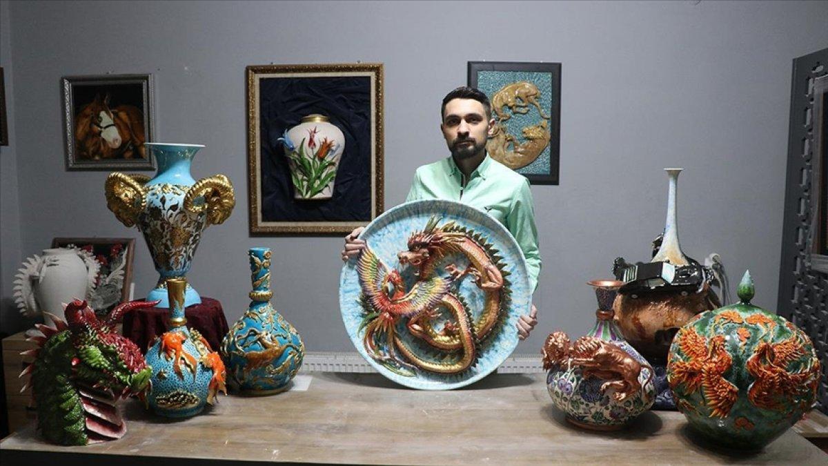 Kütahyalı el sanatları ustası ve ressamdan sıra dışı çalışmalar