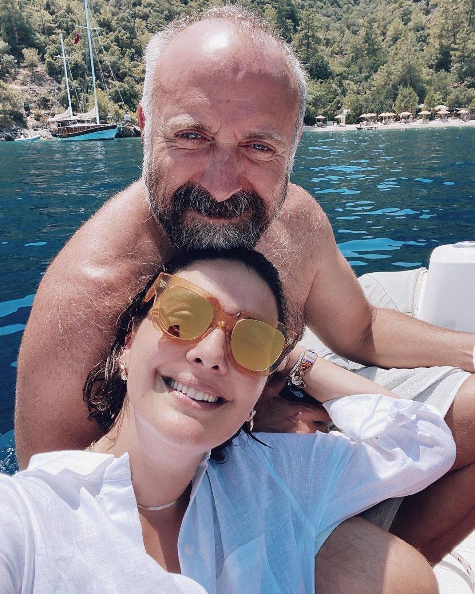Bergüzar Korel'den bebek müjdesi
