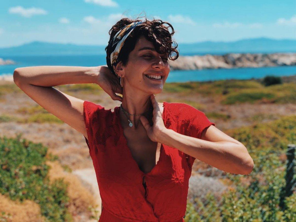 Bergüzar Korel'den bebek müjdesi