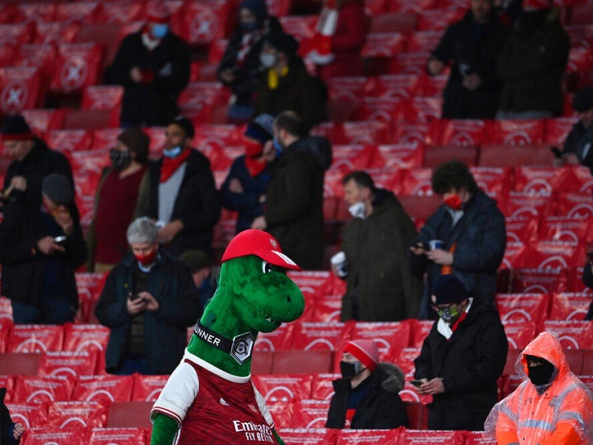 İngiltere Federasyon Kupası yarı finalinde sınırlı sayıda seyirci alınacak