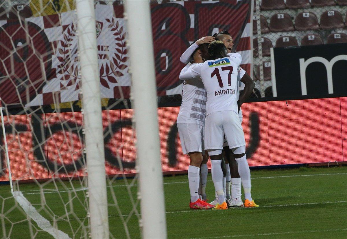 Galatasaray deplasmanda Hatayspor'a 3-0 kaybetti