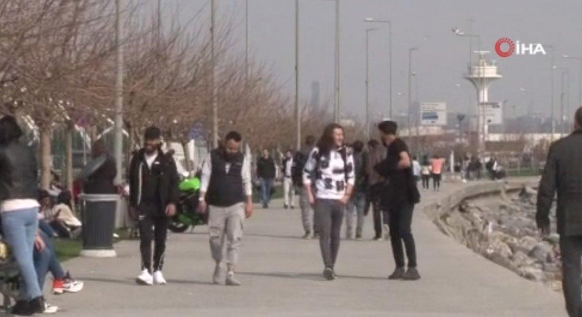 Fatih Kumkapı Sahili'nde kalabalık