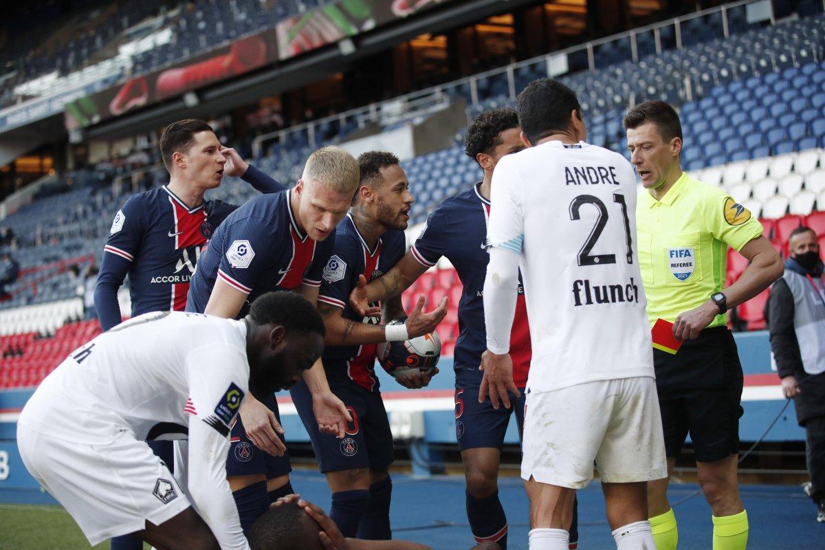 Neymar, maç sonu Djalo'ya saldırdı