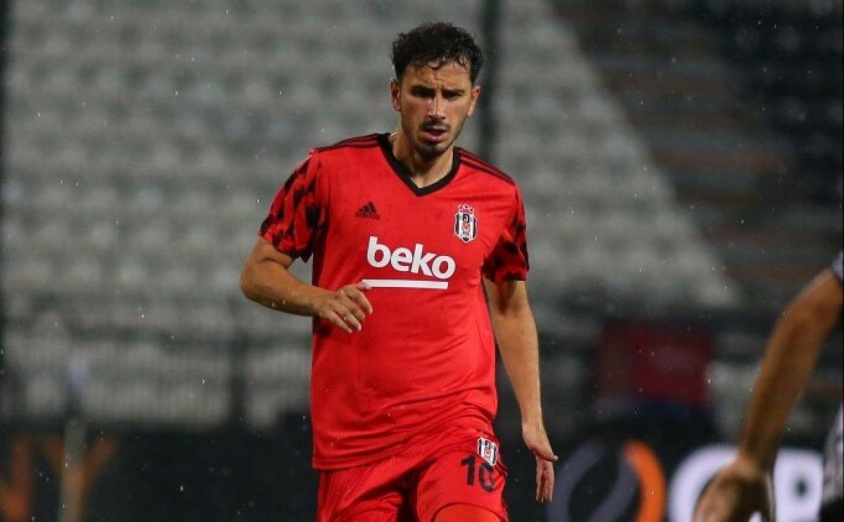 Hollanda'da yapılan camiye Oğuzhan Özyakup'tan bağış