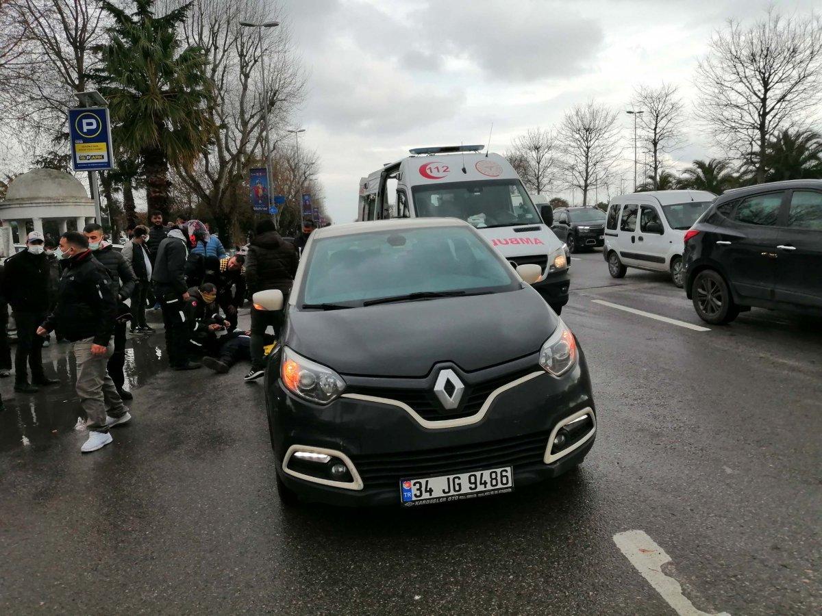 Maltepe'de kurye otomobile çarptı: 1 yaralı