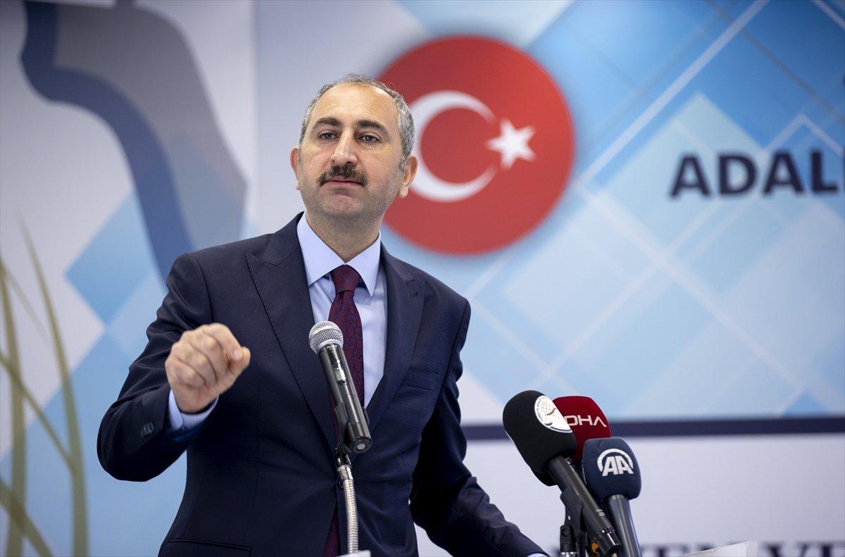 Abdulhamit Gül: Demokrasi asla geriye gitmeyecek