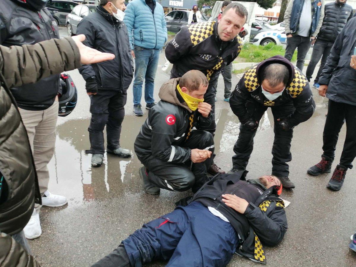 Maltepe'de kurye otomobile çarptı: 1 yaralı