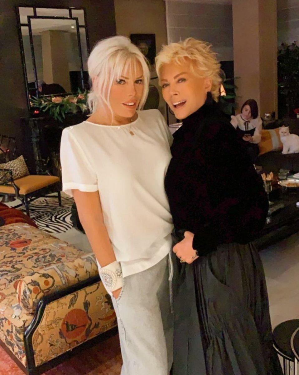 Ajda Pekkan, ameliyat oldu