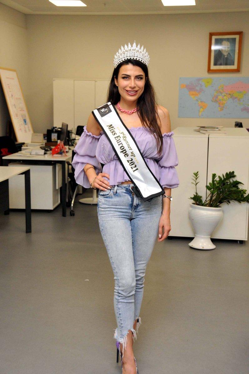 Lübnan'da düzenlenen Miss Europe 2021’de Türk model 3’üncü oldu