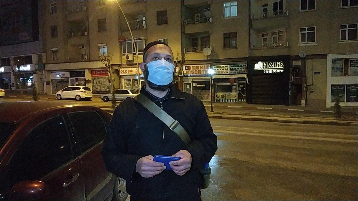 Karaman'da namaz sonrası camide mahsur kalan kişiyi polis ekipleri kurtardı