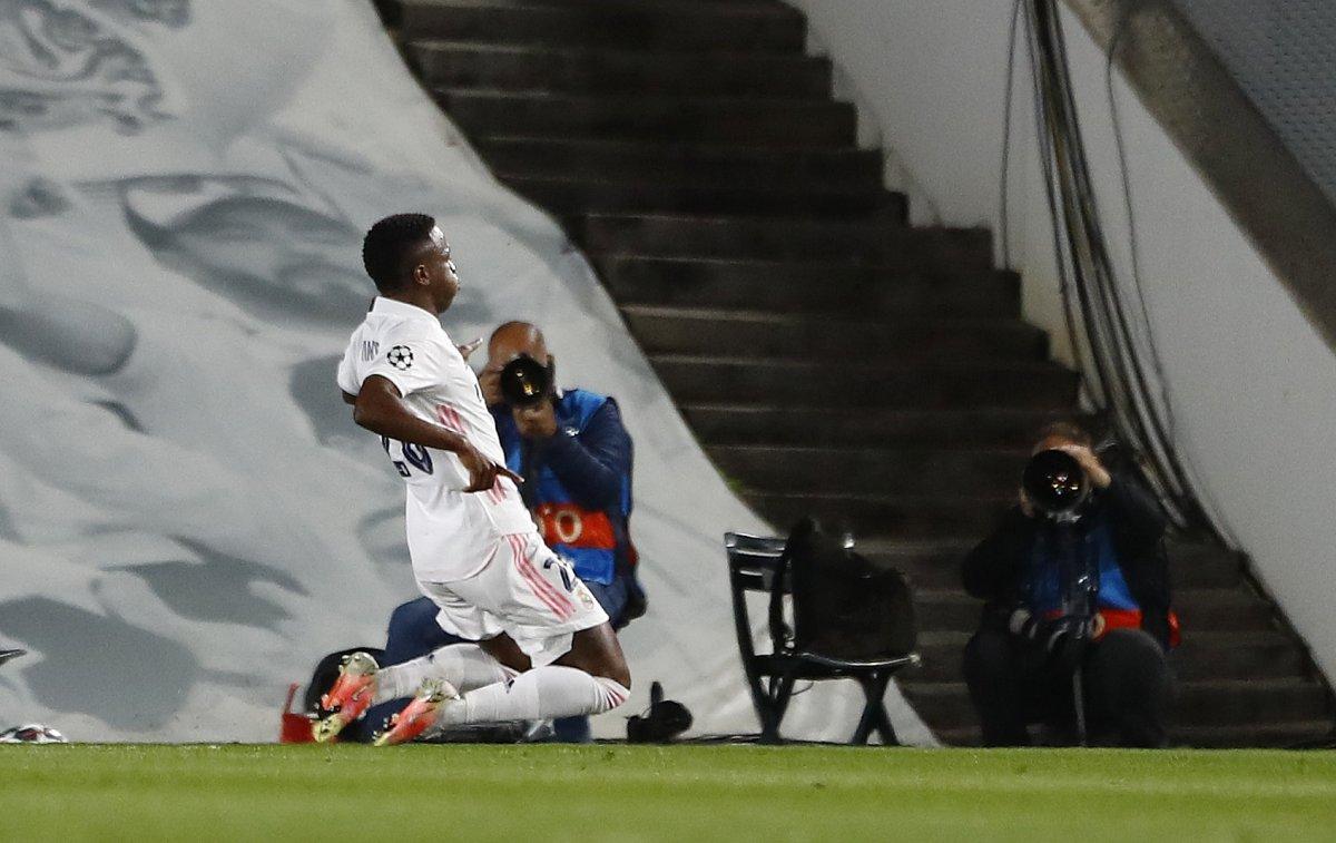 Real Madrid Şampiyonlar Ligi'nde Liverpool'a 3 attı