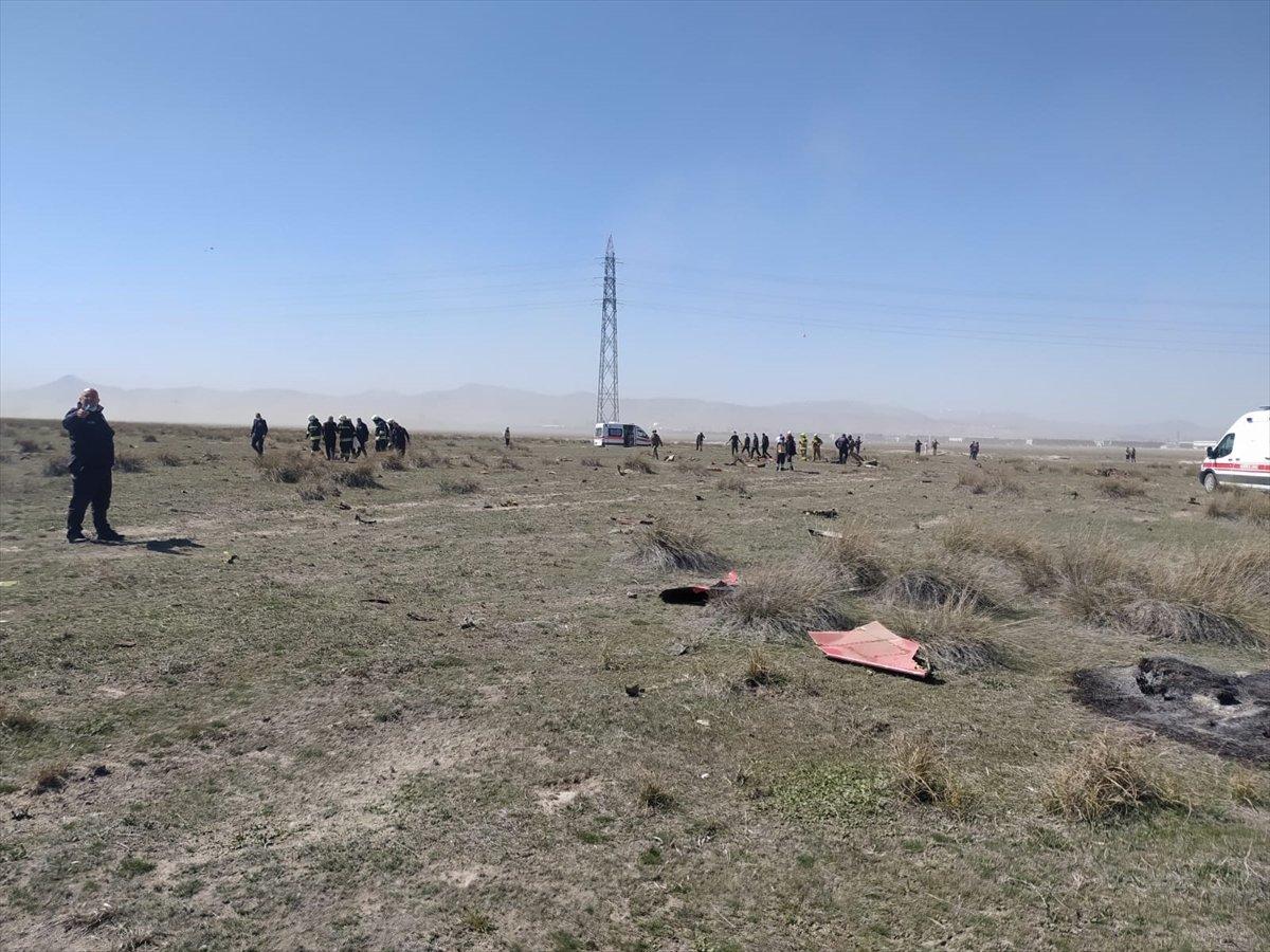 Konya'da askeri uçak düştü