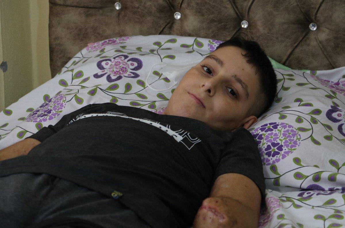 Adana'da akıma kapılan Furkan ölümden döndü