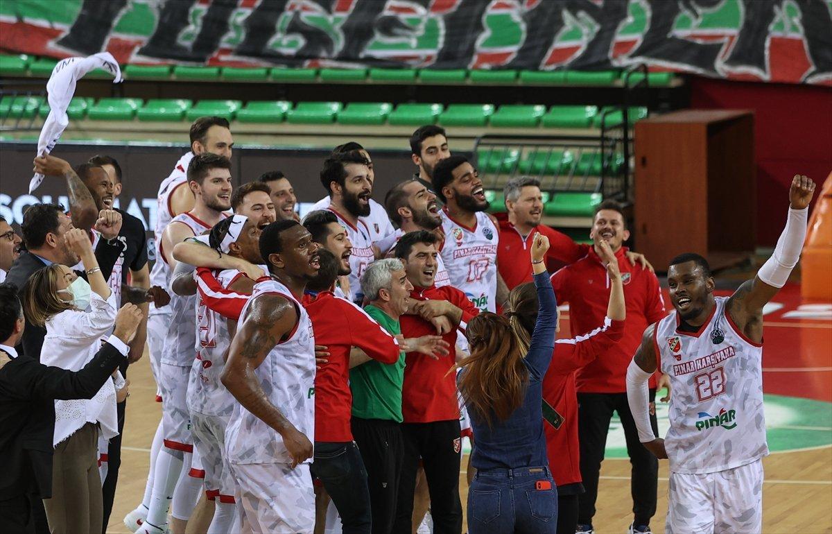 Pınar Karşıyaka Şampiyonlar Ligi'nde çeyrek finalde