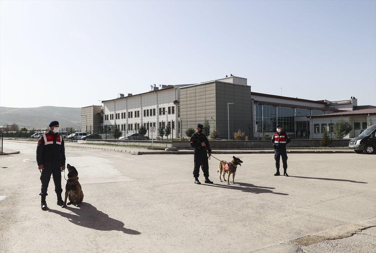 Muhafız Alayı'ndaki darbe girişimine ilişkin davada karar çıktı