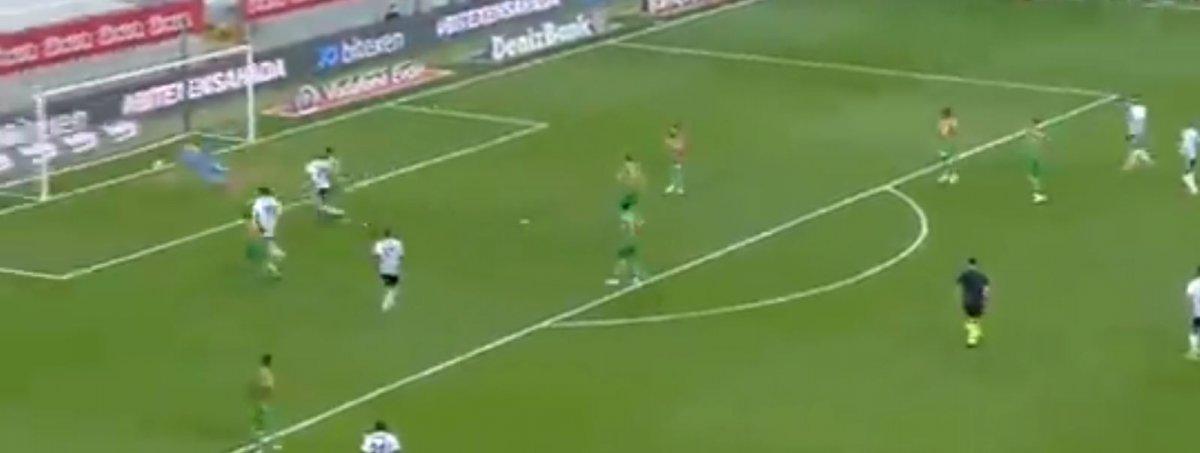 Ghezzal'dan şık plase golü