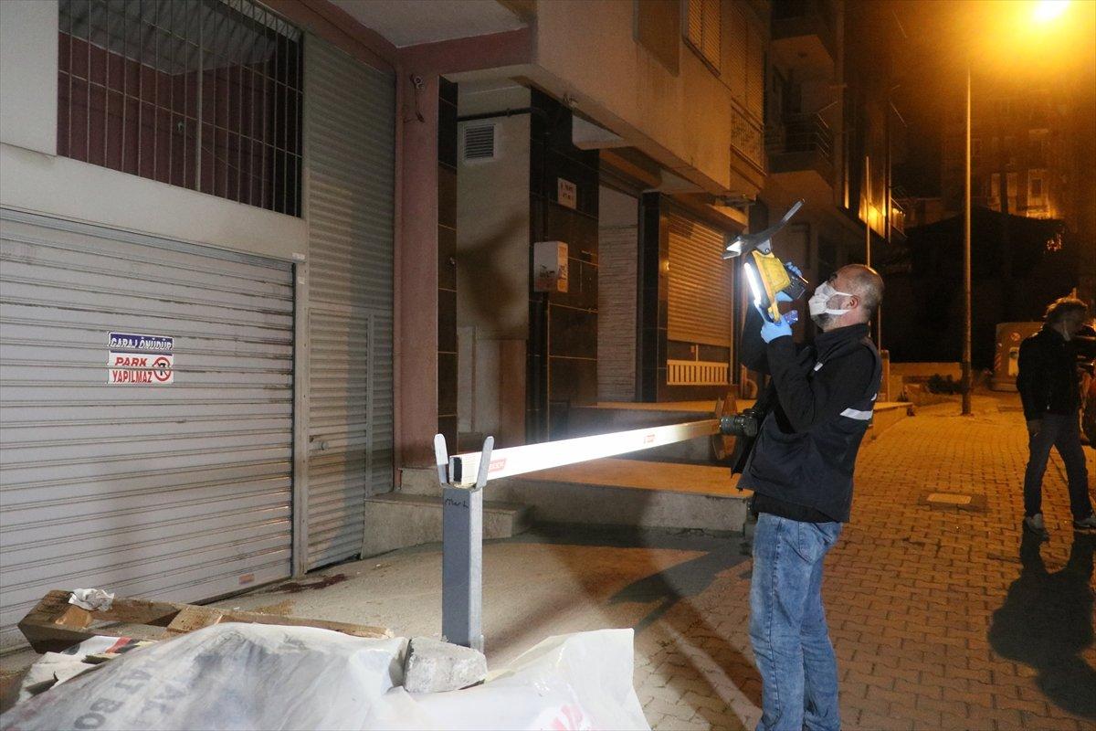 İzmir'de binanın birinci katından düşen kişi ağır yaralandı