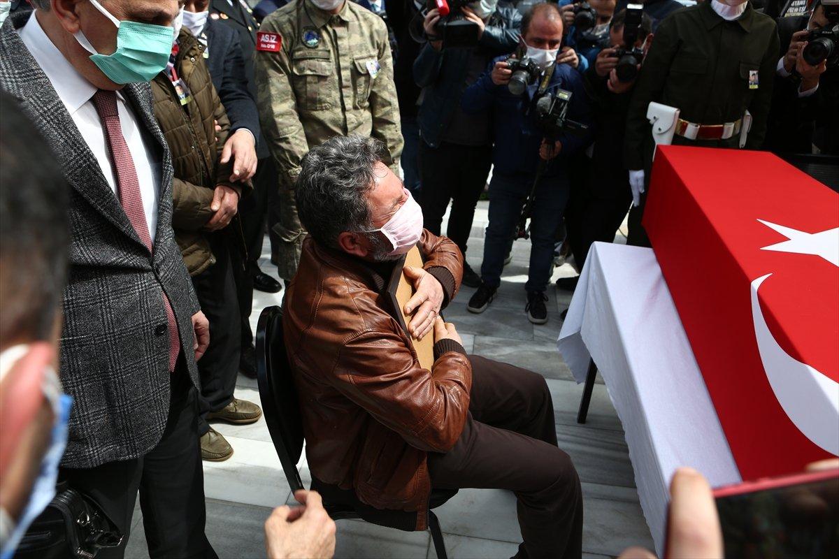 Şehit pilot Burak Gençcelep’in cenazesi Trabzon'a getirildi
