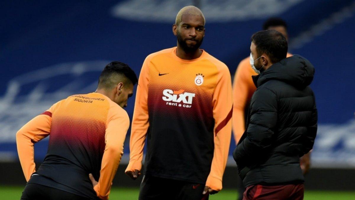 Ryan Babel: 6 puanlık farkı kapatabiliriz