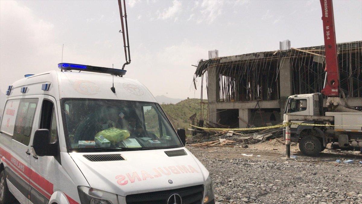 Şırnak'ta yaralanan işçinin kıyafetleri, ambulansa bindirilmeden çıkarıldı