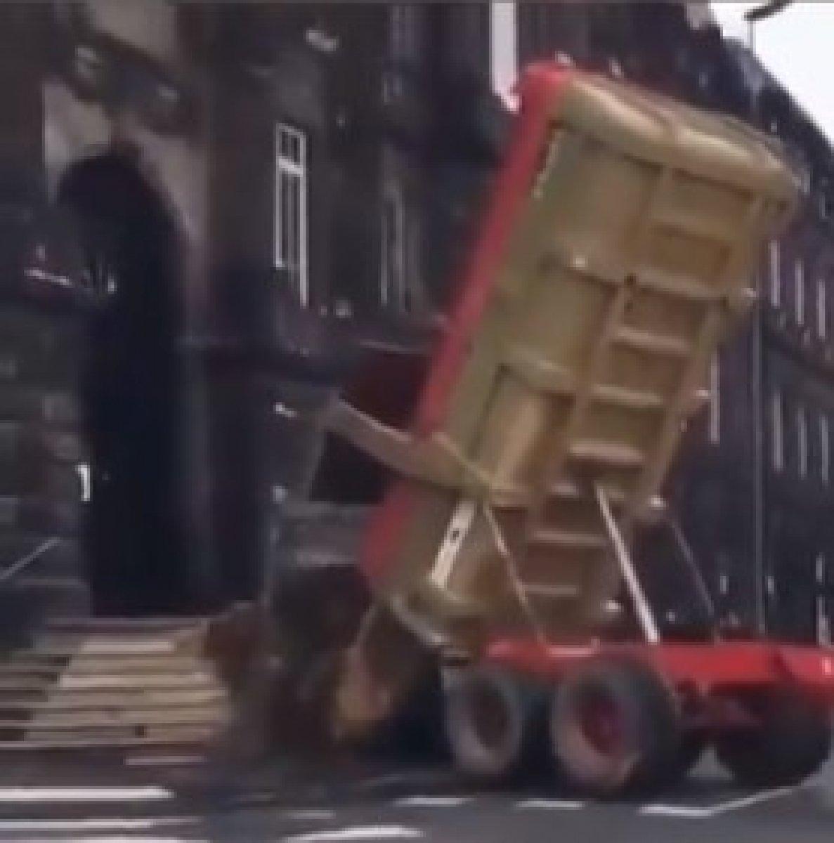 Fransız çiftçilerden gübreli protesto
