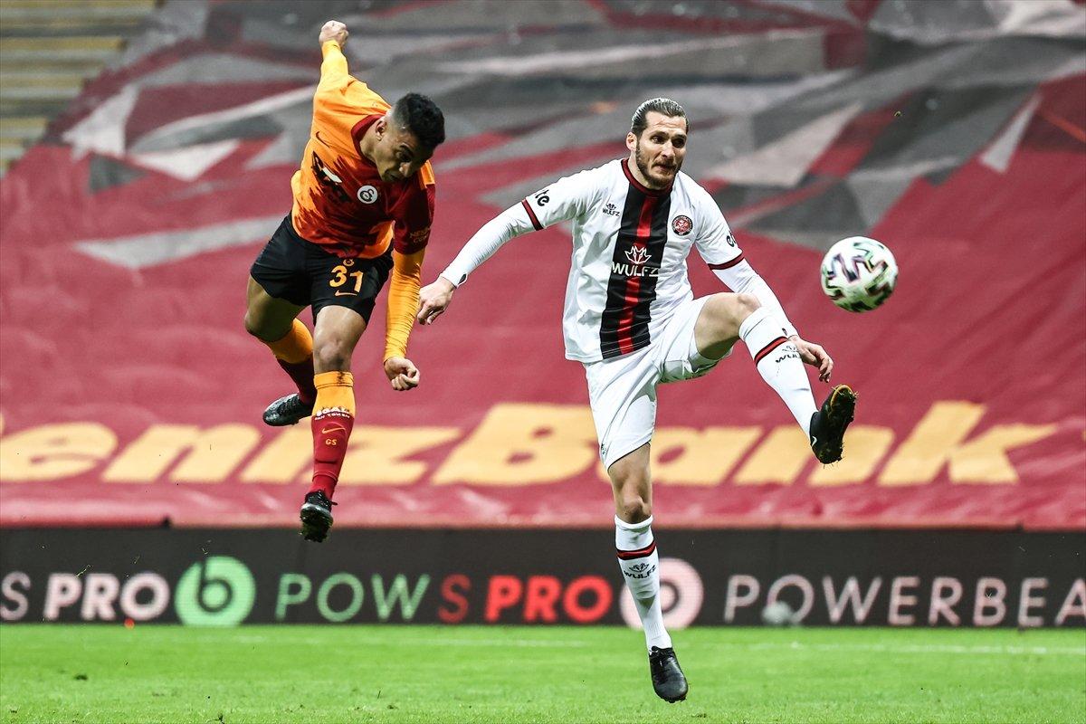 Galatasaray evinde Karagümrük ile berabere kaldı