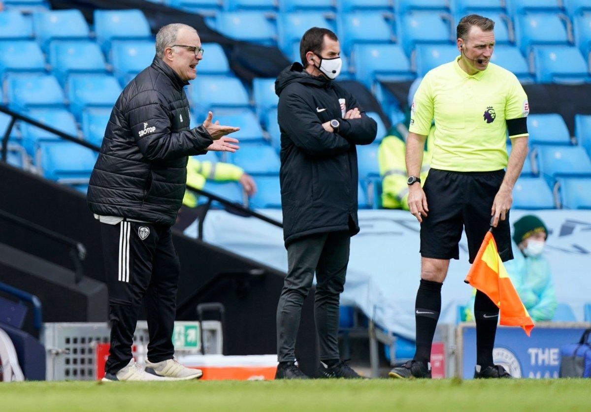 Manchester City, evinde Leeds United'a mağlup oldu