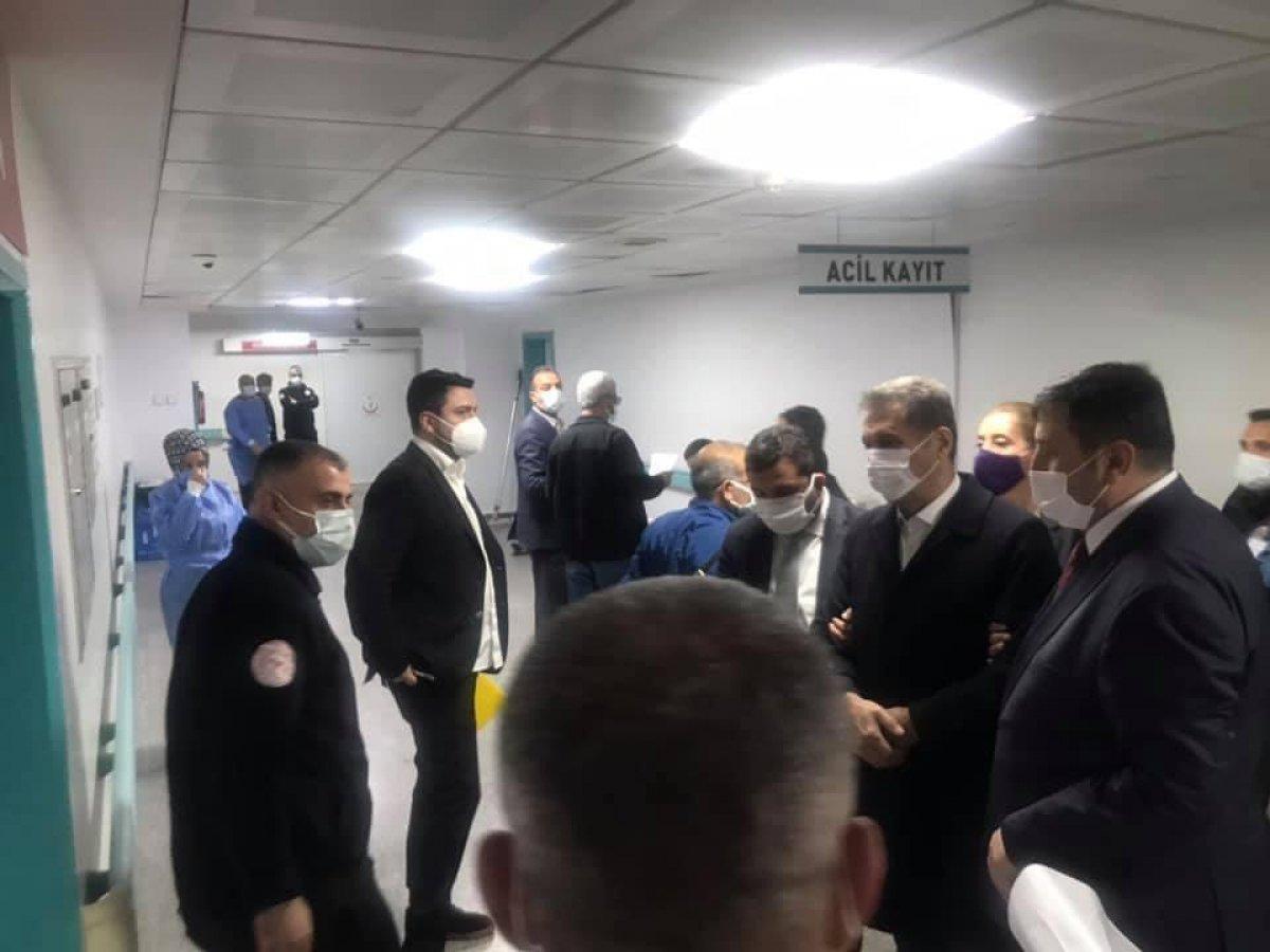 Mustafa Sarıgül, gıda zehirlenmesi nedeniyle hastaneye kaldırıldı