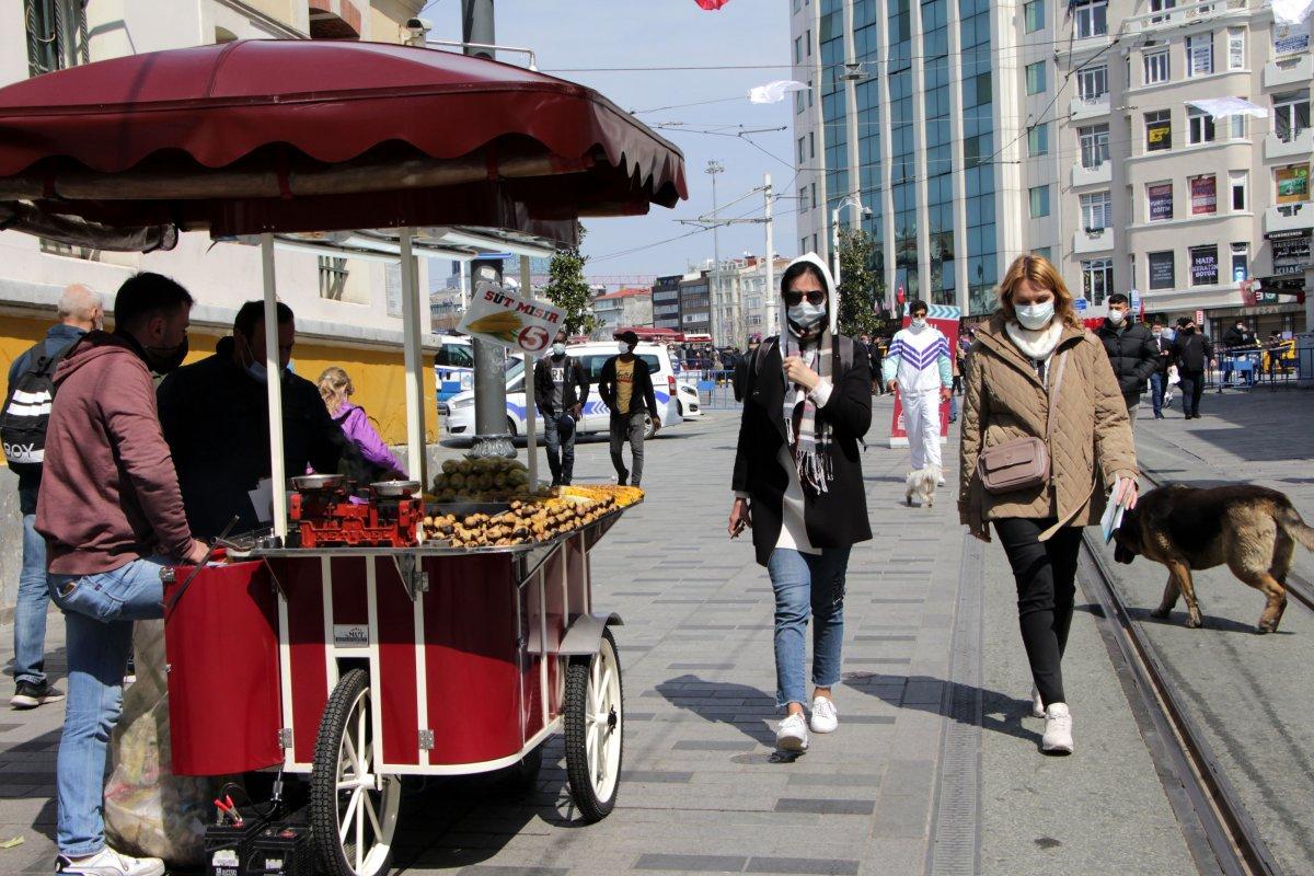 İstiklal Caddesi ve Beşiktaş'ta turist yoğunluğu