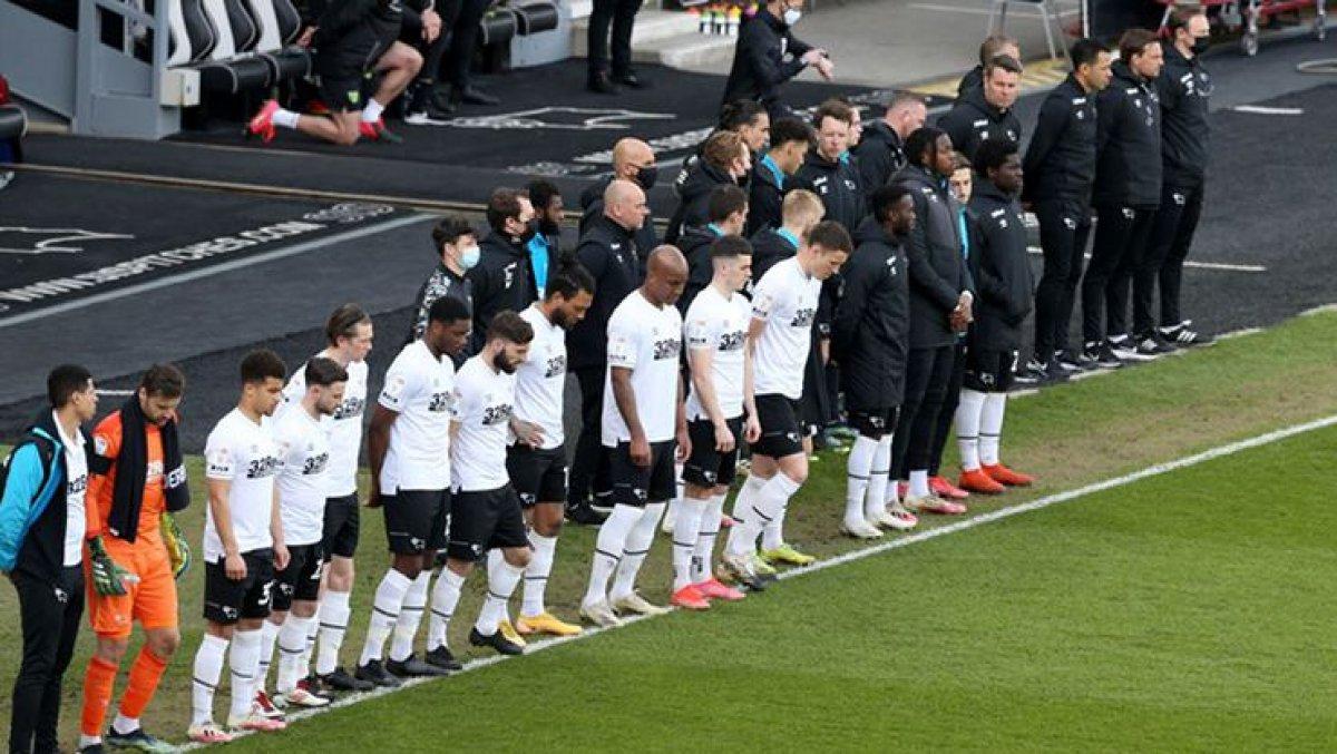 Derby County'den Colin Kazım'a destek