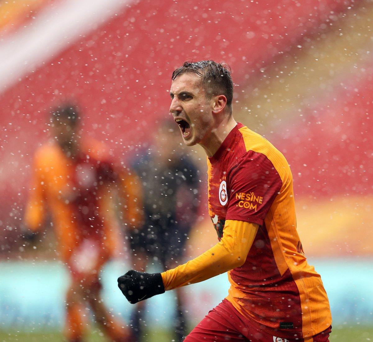 Kerem Aktürkoğlu ve Falcao hastaneye kaldırıldı