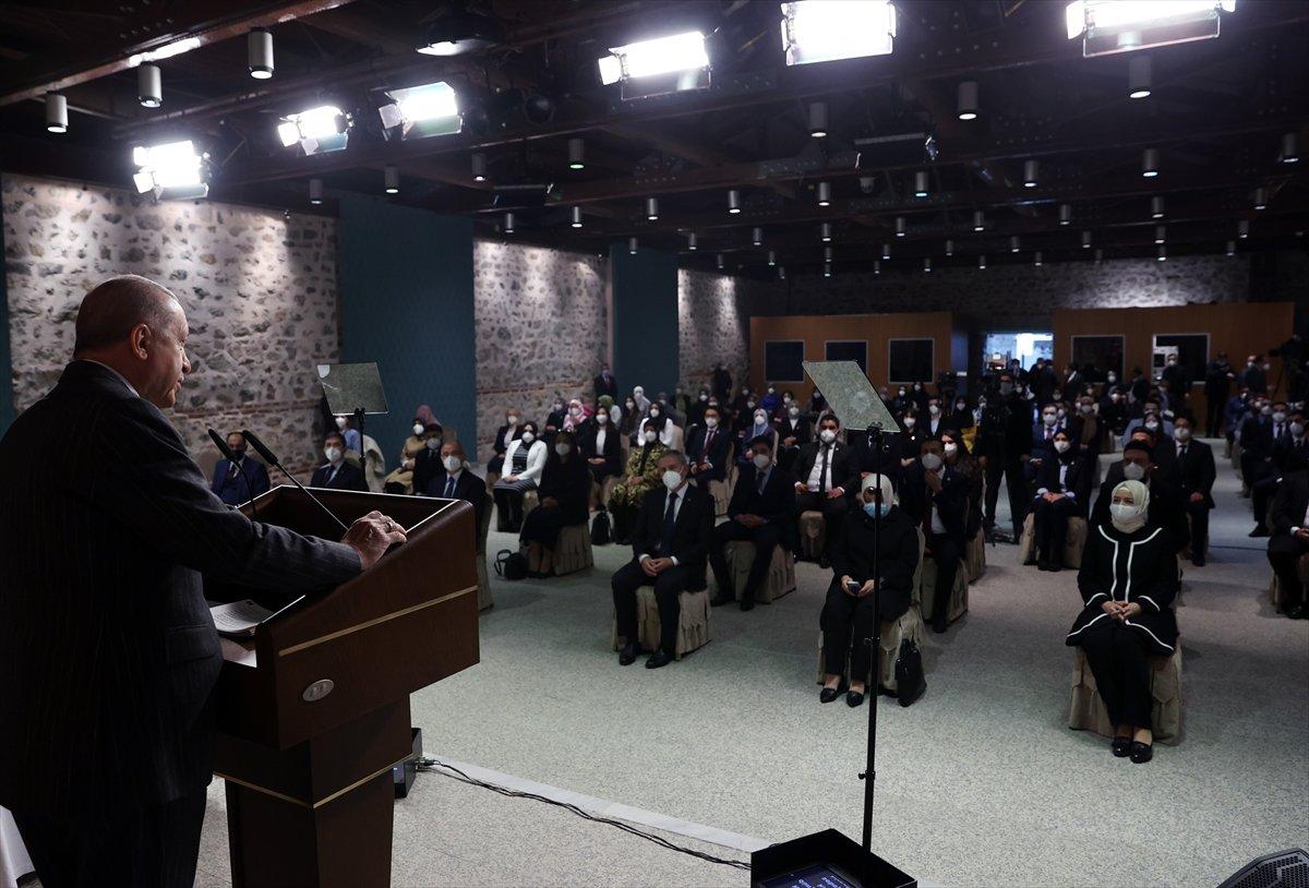 Cumhurbaşkanı Erdoğan, bayram ikramiyeleri için tarih verdi