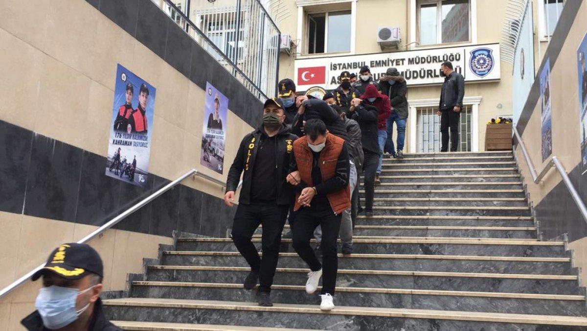 İstanbul'da vurgun yapan 'otomobil' dolandırıcıları yakalandı