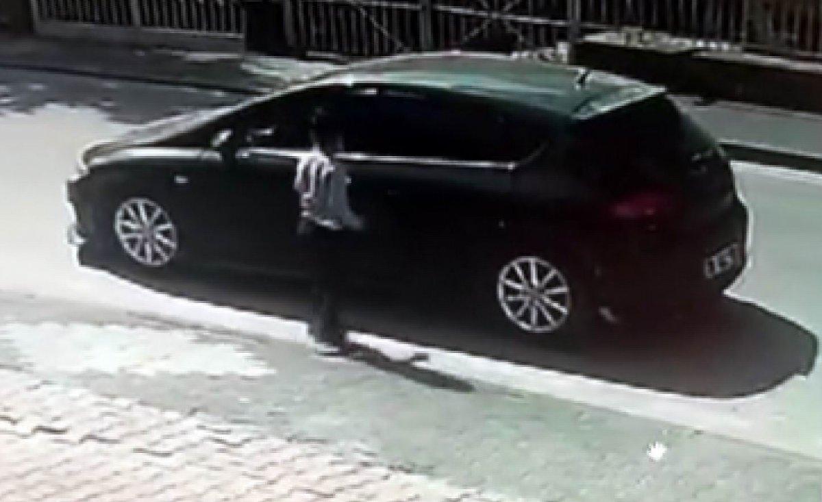 Kayseri'de sevdikleri köpeği çalıp, kaçtılar