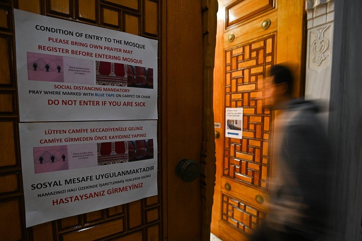 Avustralya'da ilk teravih kılındı