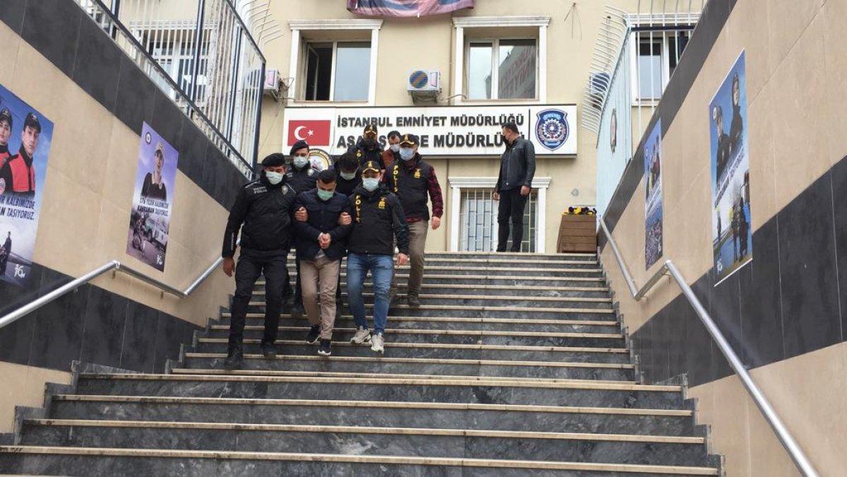 İstanbul'da vurgun yapan 'otomobil' dolandırıcıları yakalandı