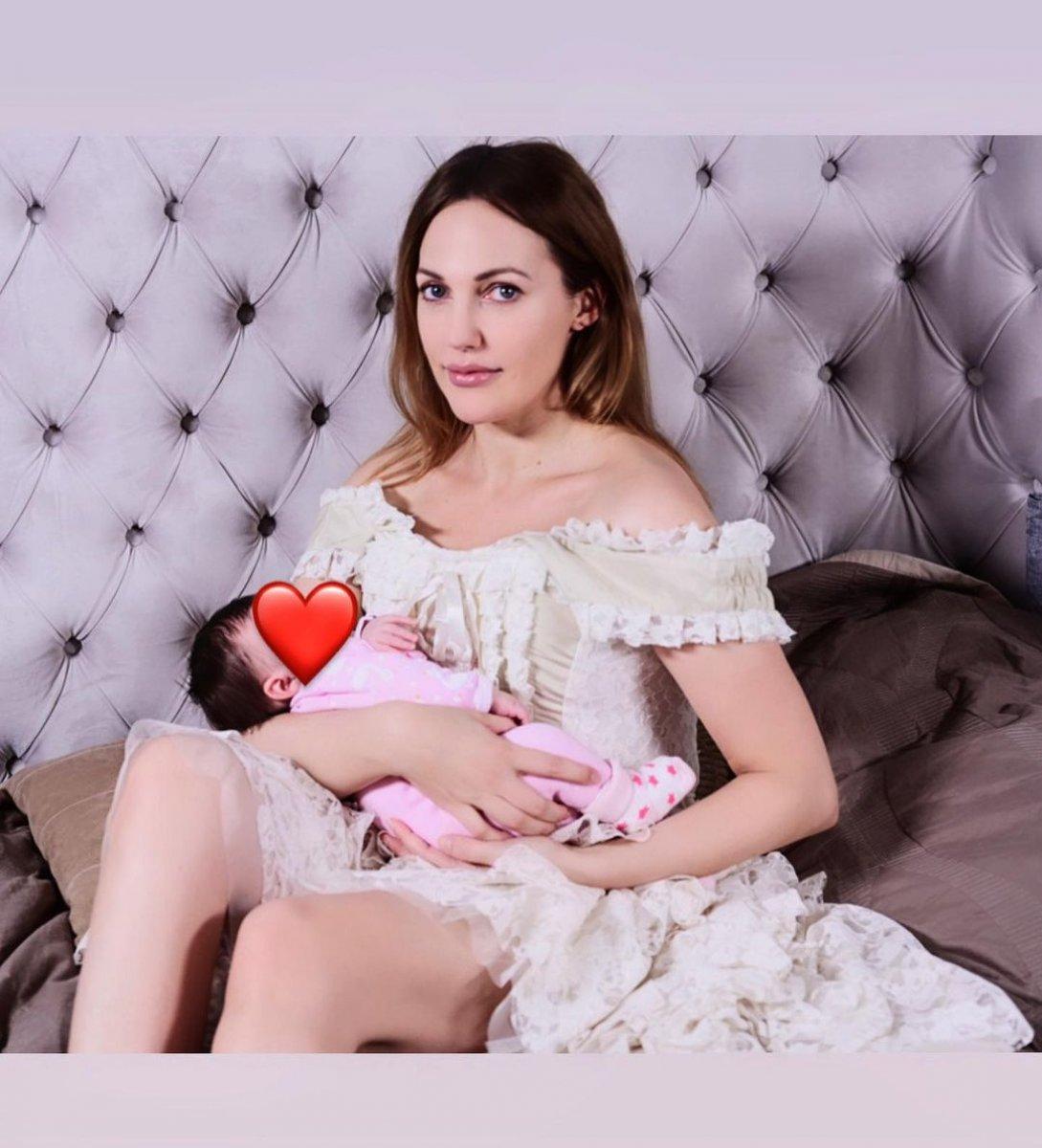 Meryem Uzerli evden çıkmıyor