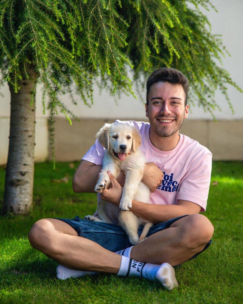 Enes Batur'un doğum günü partisine polis baskını