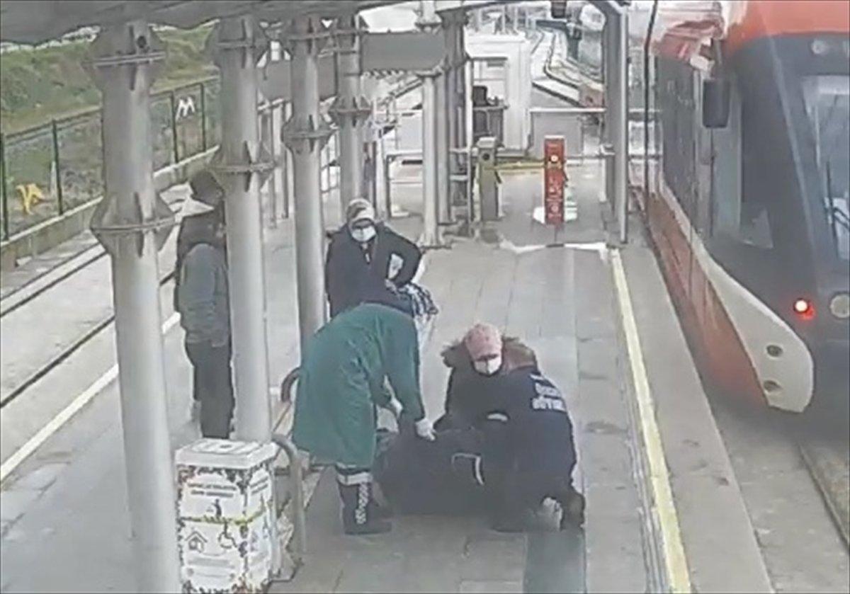 Samsun'da kalp krizi geçiren adamı güvenlik görevlisi kurtardı