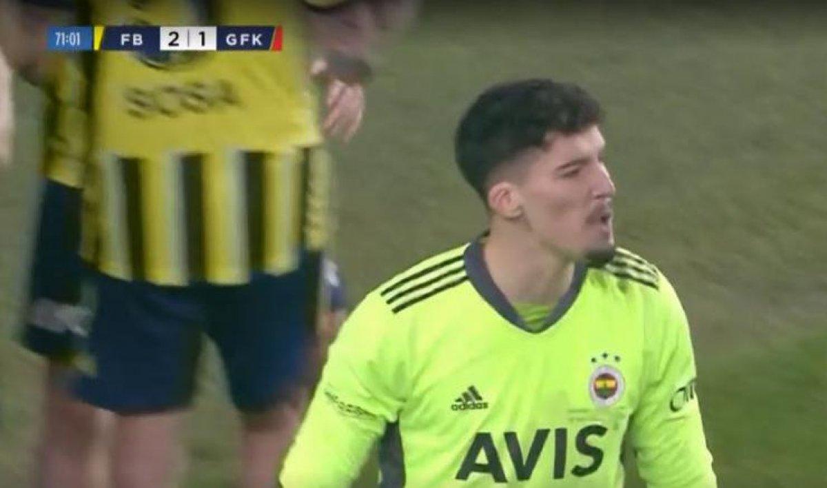 Caner Erkin: Altay Bayındır kime küfrettiğimi biliyor