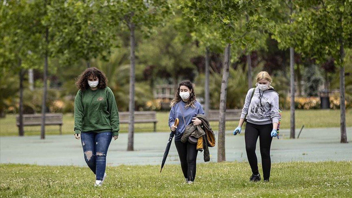 Çocuklarda koronavirüs belirtileri görülmeye başladı