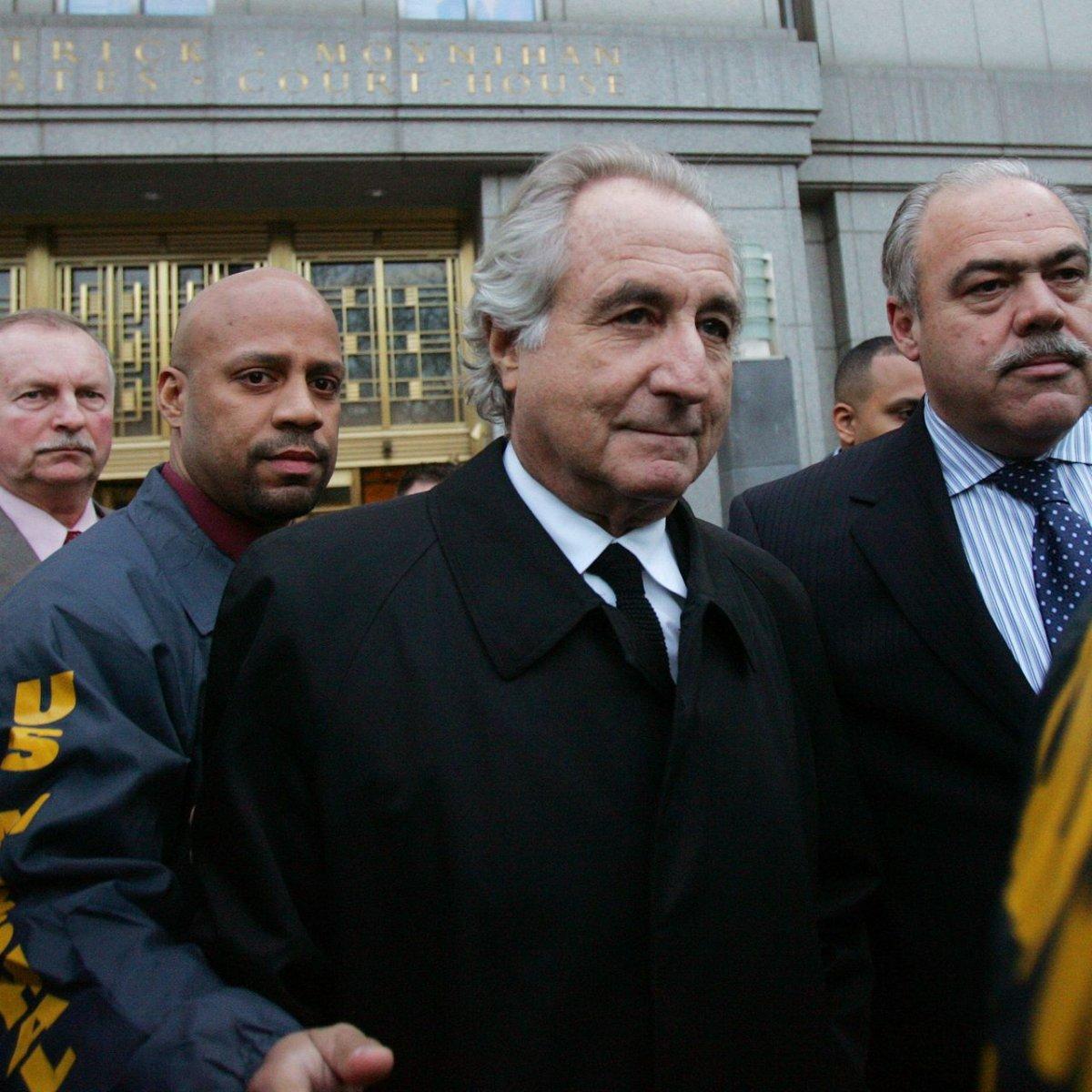ABD’nin en büyük dolandırıcısı Bernie Madoff hayatını kaybetti